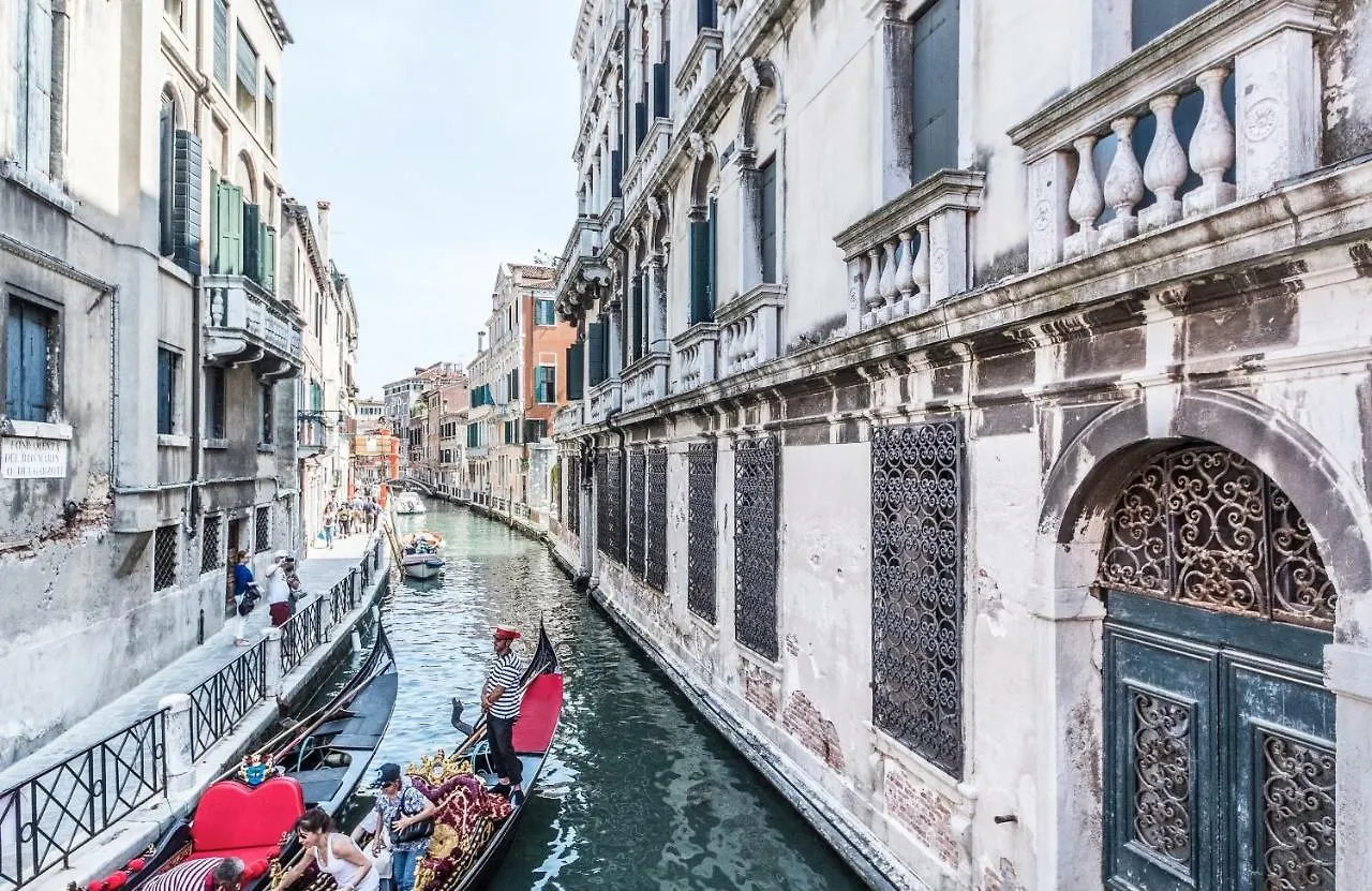 Residenza Veneziana - Cin Ito27042C22B18C2Yz Apartment
