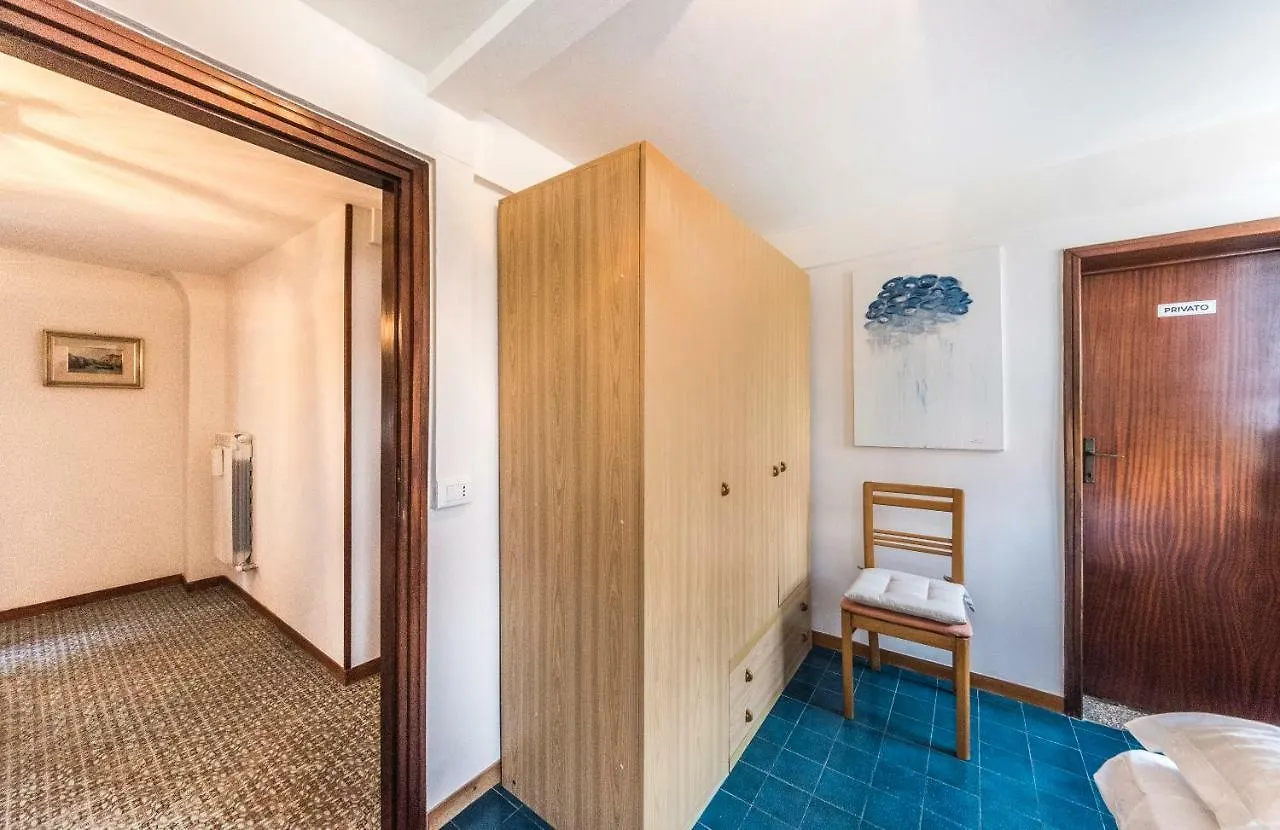 Residenza Veneziana - Cin Ito27042C22B18C2Yz Apartment 0*, Venice Italy